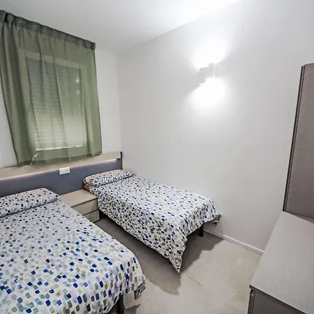 Apartment Ca' Del Mare-1 By Interhome *